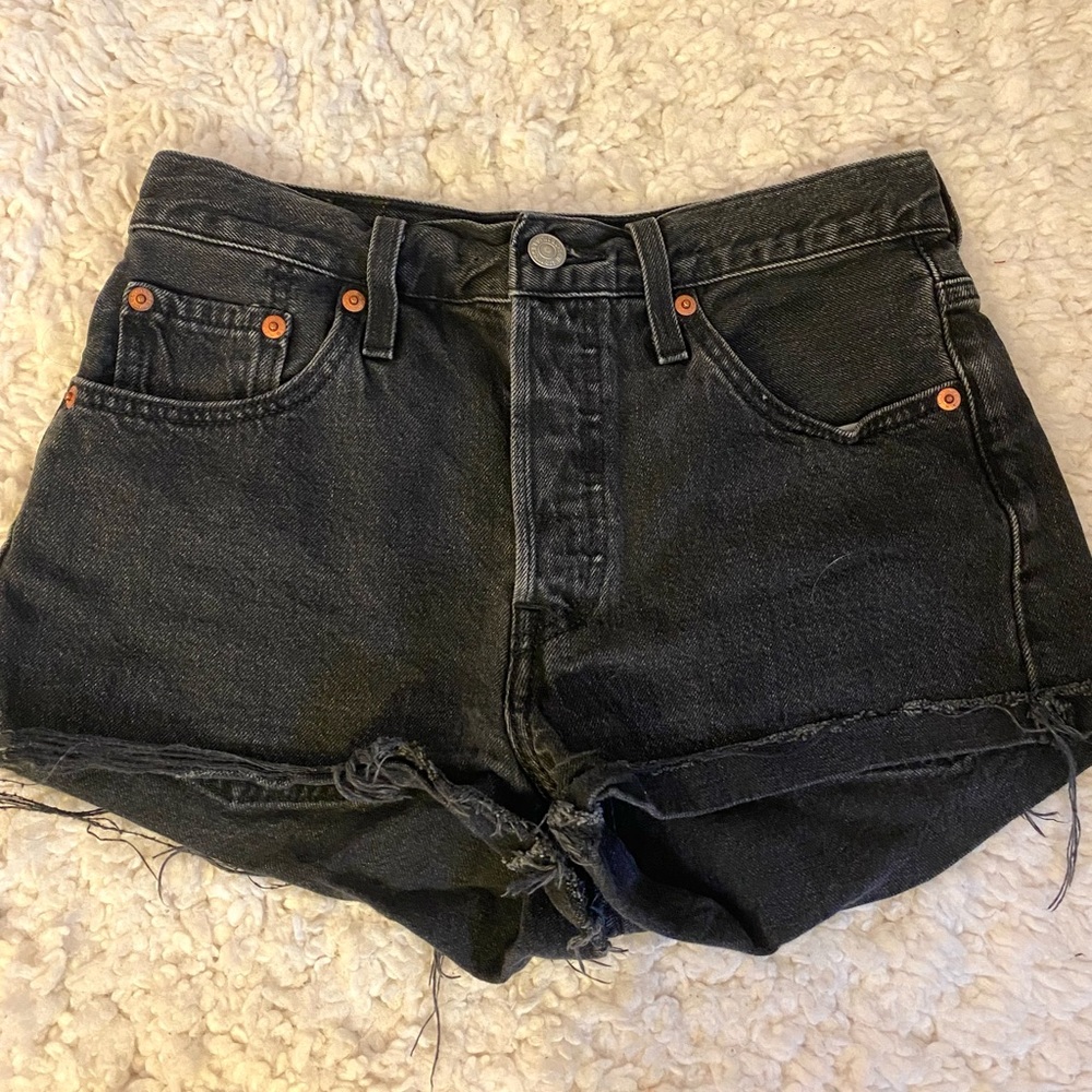 Levi’s black shorts